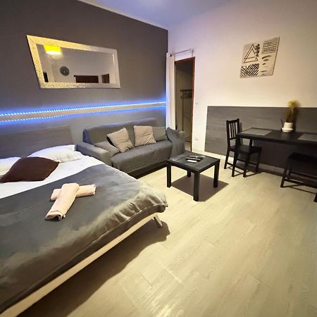 Apartamento Le Lorrain Wifi Un Sejour A Part Metz Exterior foto