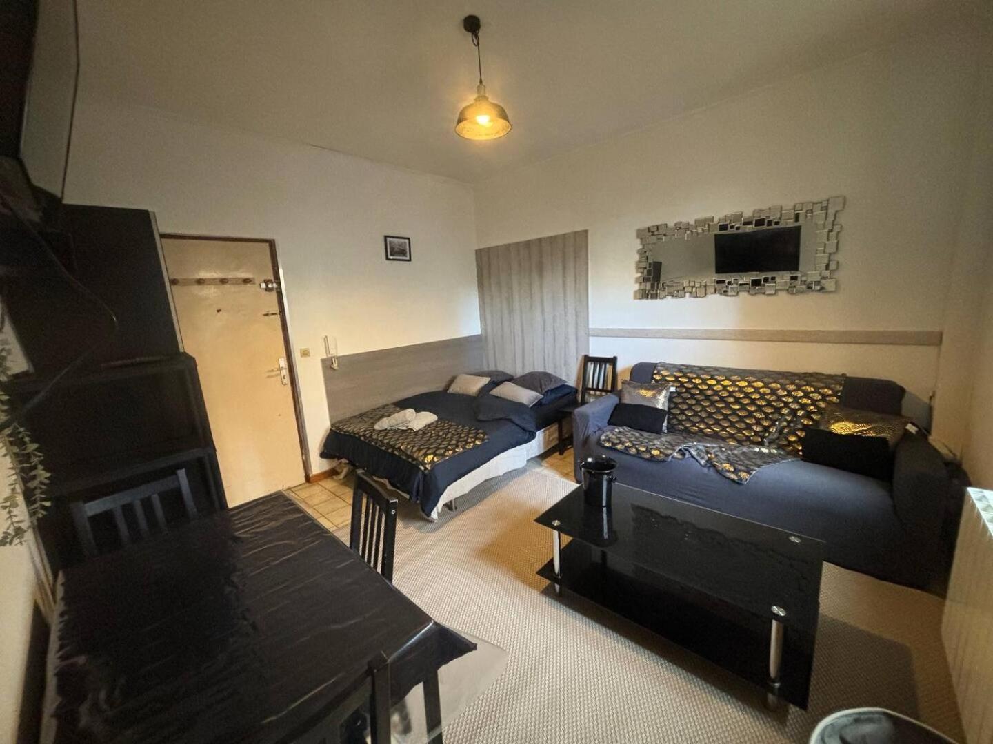 Apartamento Le Lorrain Wifi Un Sejour A Part Metz Exterior foto