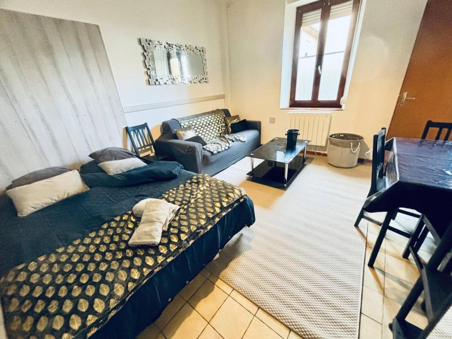 Apartamento Le Lorrain Wifi Un Sejour A Part Metz Exterior foto